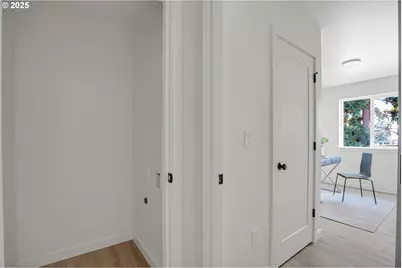 14846 NE Couch St #8, Portland, OR 97230 - Photo 17