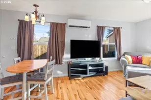 763 18th St, Salem, OR 97301 - Photo 9