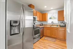 763 18th St, Salem, OR 97301 - Photo 5