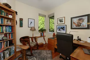 3483 Avalon Dr, Hood River, OR 97031 - Photo 15