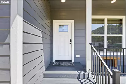 955 Oak Hill Rd, Roseburg, OR 97471 - Photo 5