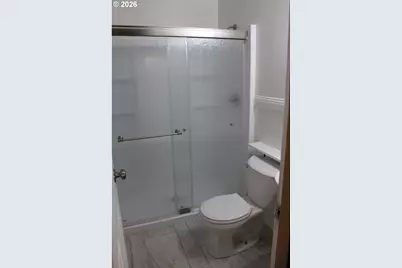 2906 E 12th St, Vancouver, WA 98661 - Photo 9