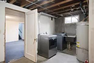 6211 SE Clatsop St, Portland, OR 97206 - Photo 23