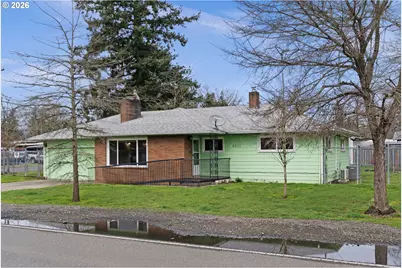 6211 SE Clatsop St, Portland, OR 97206 - Photo 3