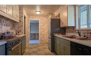 1047 Baxter St, Eugene, OR 97402 - Photo 9