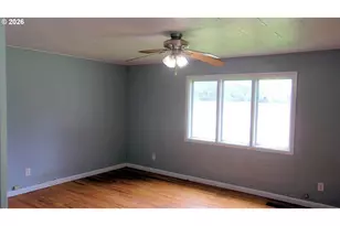 944 5th St, Lyons, OR 97358 - Photo 5
