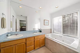 5300 Coventry Ct, Lake Oswego, OR 97035 - Photo 21