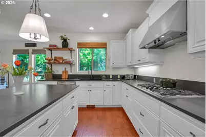 4823 Ireland Ln, West Linn, OR 97068 - Photo 9