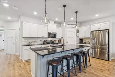 2081 Silverstone Dr, Forest Grove, OR 97116 - Photo 7