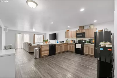 277 Merrick Ave, Umatilla, OR 97882 - Photo 5