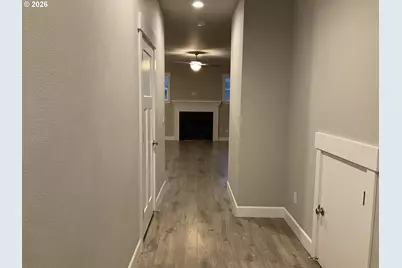 1048 NE Regan Hill Loop, Estacada, OR 97023 - Photo 5