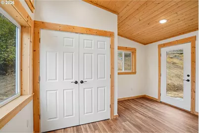 1836 Hazel Dell Rd, Castle Rock, WA 98611 - Photo 13