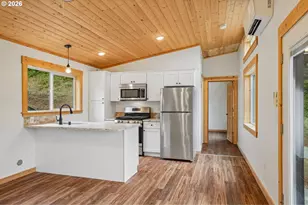 1836 Hazel Dell Rd, Castle Rock, WA 98611 - Photo 3