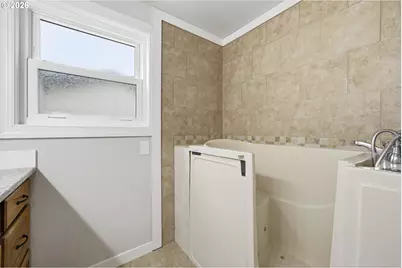 4986 Chan St, Salem, OR 97306 - Photo 13