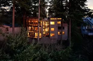 4183 SW Greenleaf Dr, Portland, OR 97221 - Photo 3