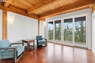 4183 SW Greenleaf Dr, Portland, OR 97221 - Photo 41