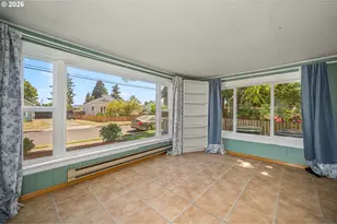 204 19th St, Springfield, OR 97477 - Photo 9