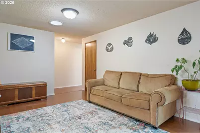 6952 C St, Springfield, OR 97478 - Photo 23