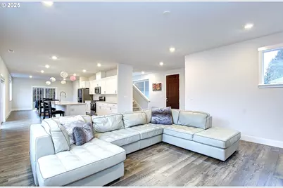 6806 NE 16th Ave, Vancouver, WA 98665 - Photo 9