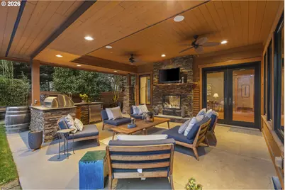 2826 Coeur D Alene Dr, West Linn, OR 97068 - Photo 33