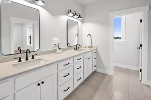 2200 SE Timber Country Dr, Warrenton, OR 97146 - Photo 25