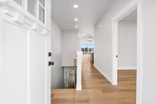 2200 SE Timber Country Dr, Warrenton, OR 97146 - Photo 5