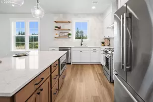 2200 SE Timber Country Dr, Warrenton, OR 97146 - Photo 5