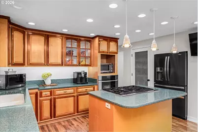 2937 Stark St, Eugene, OR 97404 - Photo 11