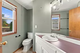 2855 SW Faith Ct, Troutdale, OR 97060 - Photo 21