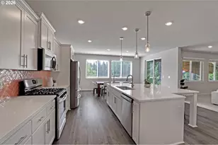 15388 SE Hawthorne Mdws St, Portland, OR 97236 - Photo 13