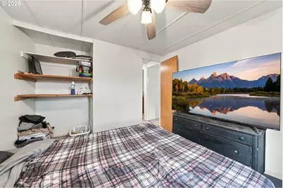 3801 Krohn Ln, Roseburg, OR 97471 - Photo 23