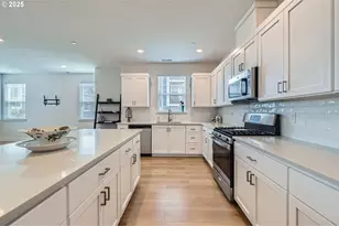 12935 SW Tabor Ter, Beaverton, OR 97007 - Photo 11