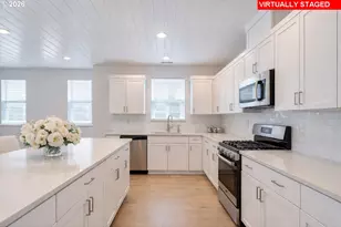 12935 SW Tabor Ter, Beaverton, OR 97007 - Photo 3