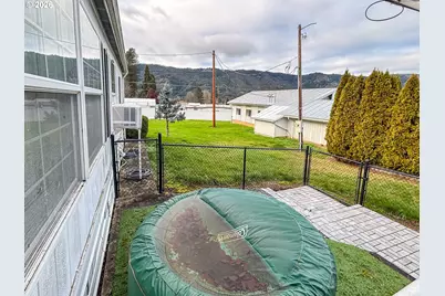 125 Rose Ave, Myrtle Creek, OR 97457 - Photo 33