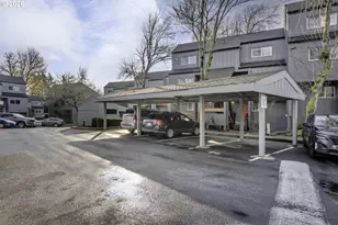 4 Touchstone Dr, Lake Oswego, OR 97035 - Photo 29