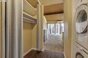 4 Touchstone Dr, Lake Oswego, OR 97035 - Photo 5