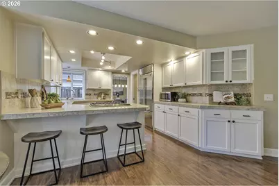 10680 SW Kiowa Ct, Tualatin, OR 97062 - Photo 15