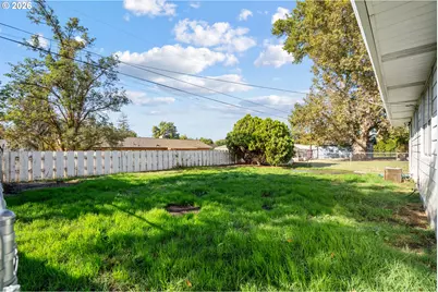 799 W Tamarack Ave, Hermiston, OR 97838 - Photo 21