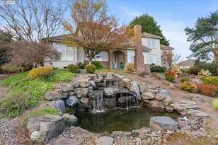 11830 SE Eastbourne Ln, Happy Valley, OR 97086 - Photo 3