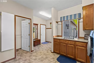 11830 SE Eastbourne Ln, Happy Valley, OR 97086 - Photo 25