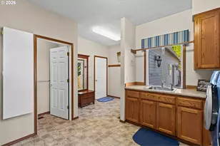 11830 SE Eastbourne Ln, Happy Valley, OR 97086 - Photo 25