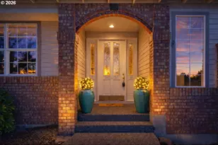 11830 SE Eastbourne Ln, Happy Valley, OR 97086 - Photo 9