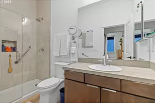 11542 NW Kearney St, Portland, OR 97229 - Photo 27