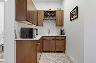 11542 NW Kearney St, Portland, OR 97229 - Photo 23