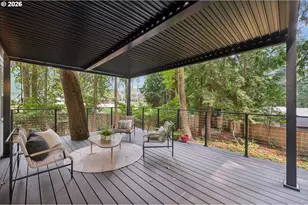 7330 SW Dogwood Pl, Portland, OR 97225 - Photo 41