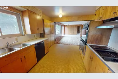 16005 Carson Ln, Brookings, OR 97415 - Photo 11