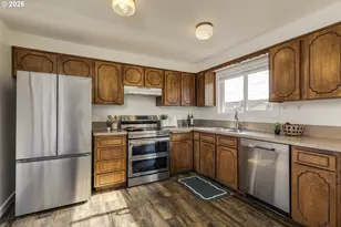 1020 45th Ave NE, Salem, OR 97301 - Photo 11