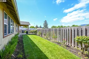 335 Weaver Ave, Myrtle Creek, OR 97457 - Photo 17
