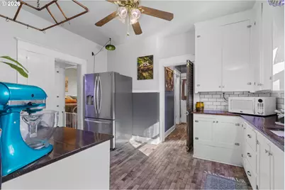 1305 9th St, La Grande, OR 97850 - Photo 9