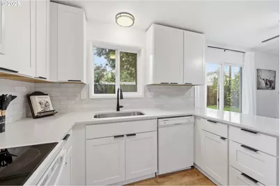 9816 NE 58th St, Vancouver, WA 98662 - Photo 9